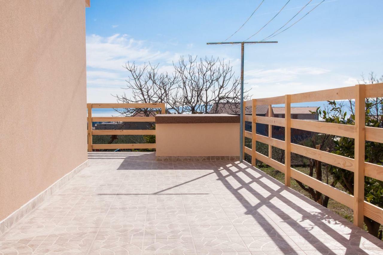 Nadalina Apartment Kaštel Stari Exterior foto